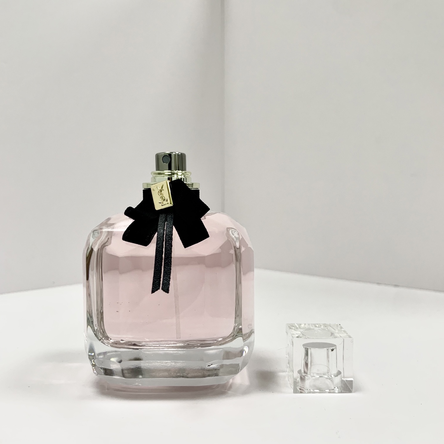 Saint Laurent perfume